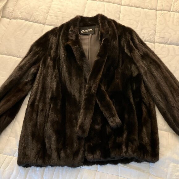 Vintage Ben-Ric Black Real Ranch Mink Half-length Jacket Scarf attached like new